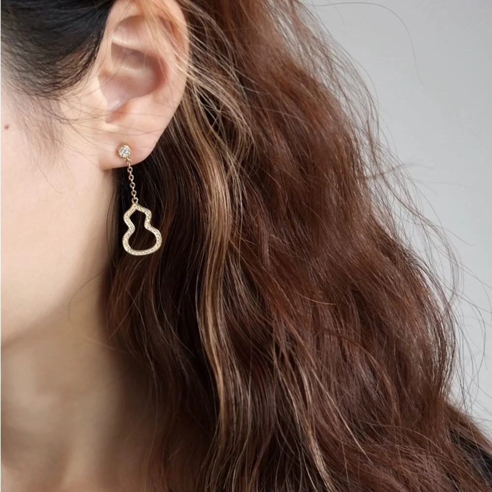 Stunning Silver Chain Drop Earrings - Picture 5 of 5